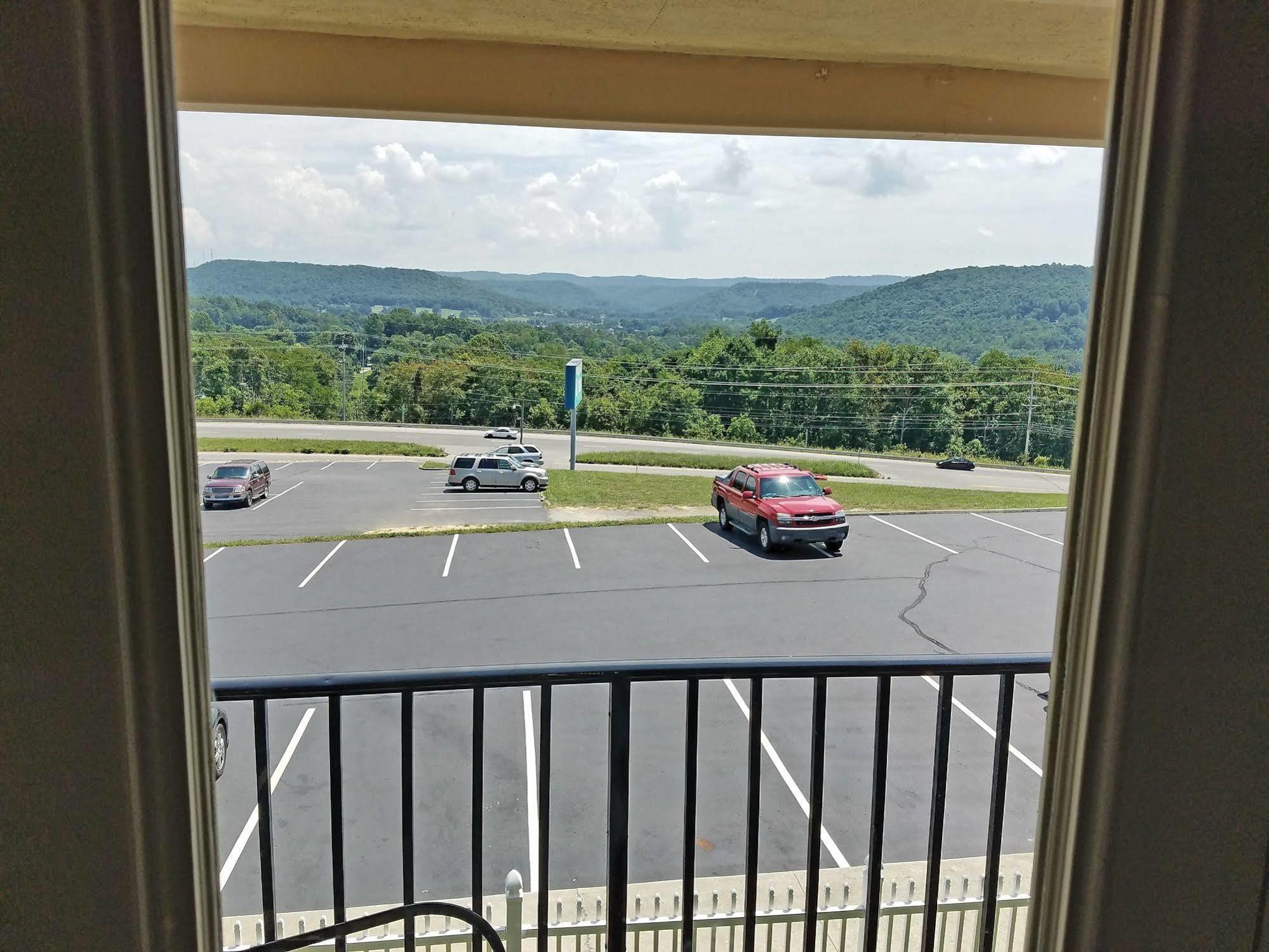 Baymont By Wyndham Cookeville Exteriör bild