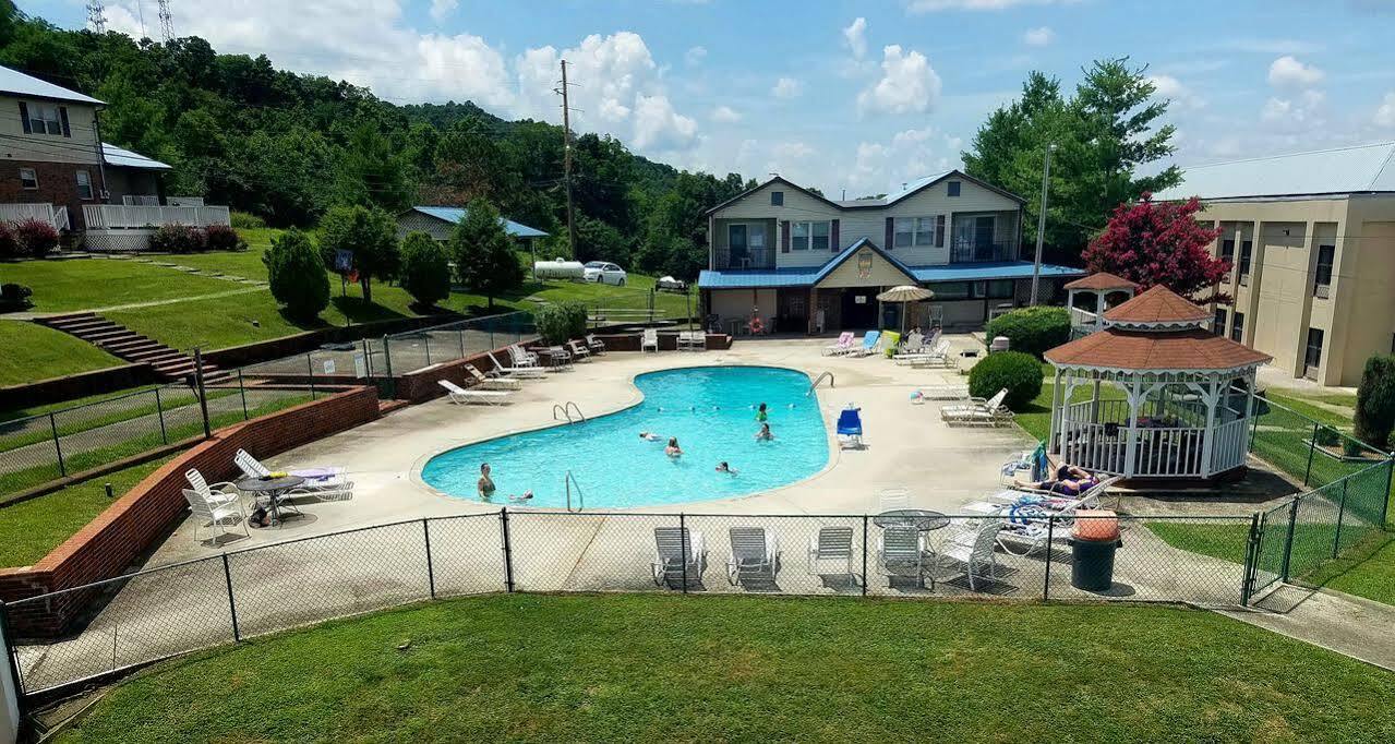 Baymont By Wyndham Cookeville Exteriör bild